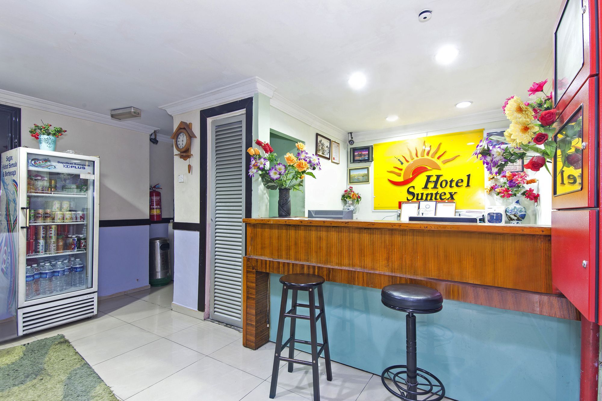 Oyo 329 Suntex Hotel Ампанг Екстериор снимка